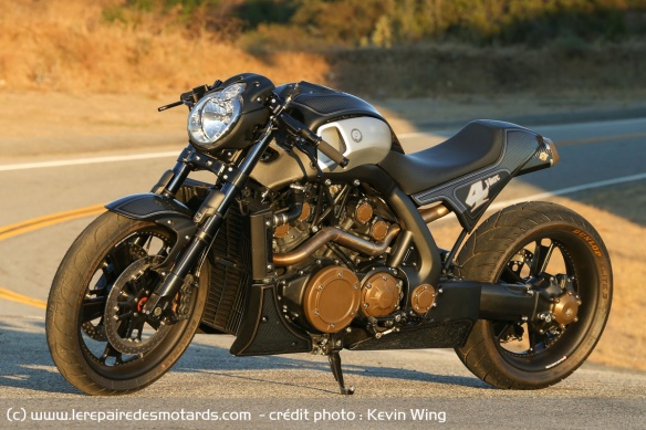 Yamaha VMAX Cafe Racer by RSD