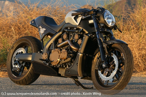 Essai de la Yamaha VMAX Café Racer par Roland Sands Design