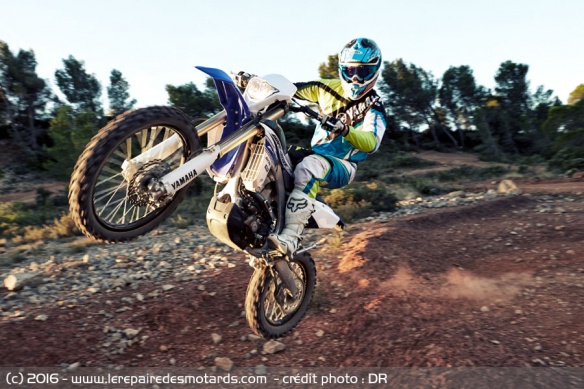 Wheeling en Yamaha 450 WR-F