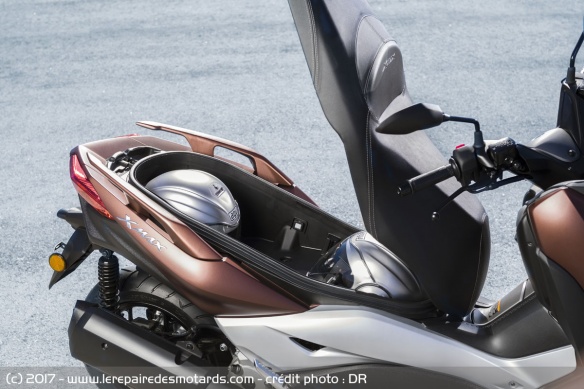Le coffre du Yamaha X-Max 300