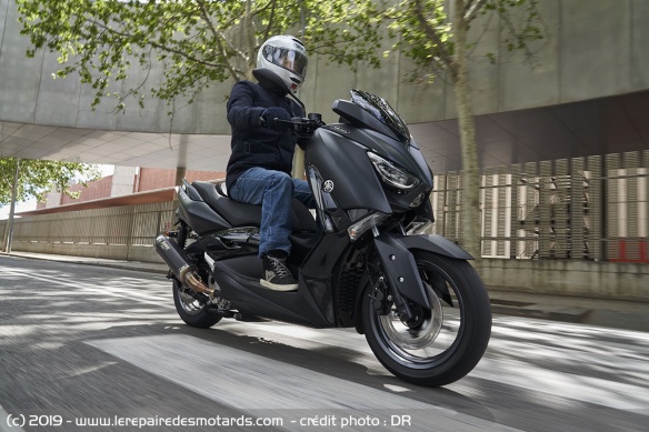 28 chevaux pour 179 kilos tous pleins faits