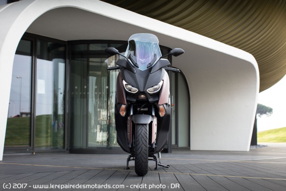 Le Yamaha X-Max 300