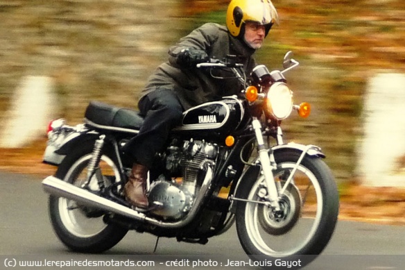 Rassuré par l'amélioration de son comportement routier, on peut attaquer sur une 447. Et la XS en redemande !