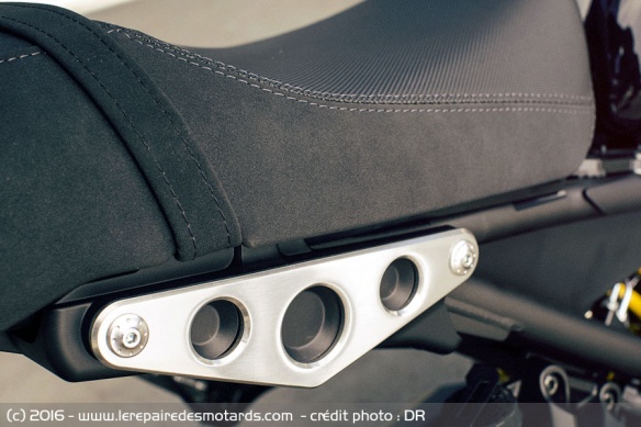 Selle et finition hypster Yamaha XSR 900