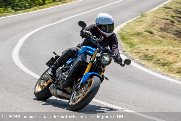 La Yamaha XSR 900 sur route La Yamaha XSR 900 sur route