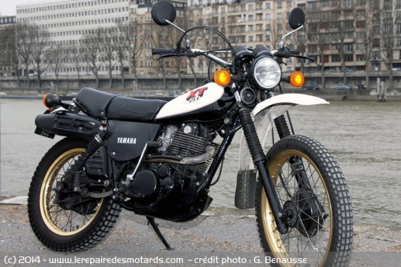 Une moto, c'est avant tout deux roues et un moteur. Et quel moteur, malgré une puissance modeste dans l'absolu, on ne peut que s'attacher à cette mécanique si vivante. 
