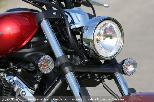 Phare avant Yamaha XVS 1300 Custom