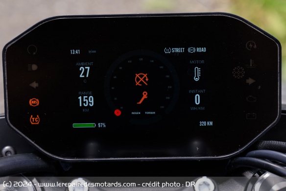 Le compteur TFT de la Zero Motorcycles SR