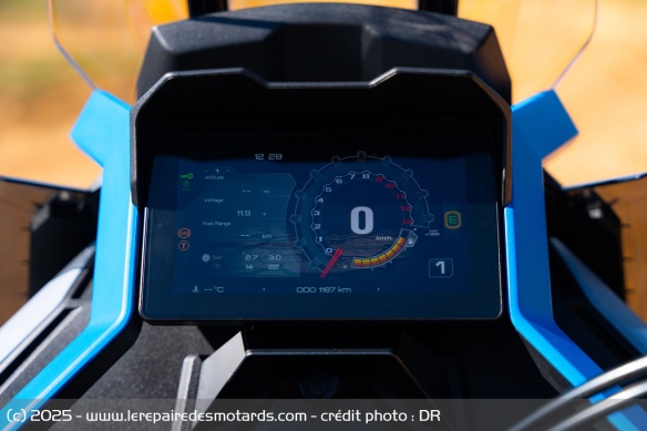 L'instrumentation TFT est identique sur les deux mod&egrave;les