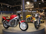 Stand Hyosung