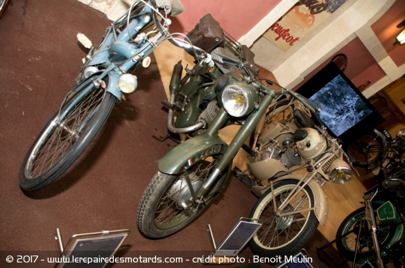 L'Aventure Peugeot à Sochaux : deux roues utilitaires