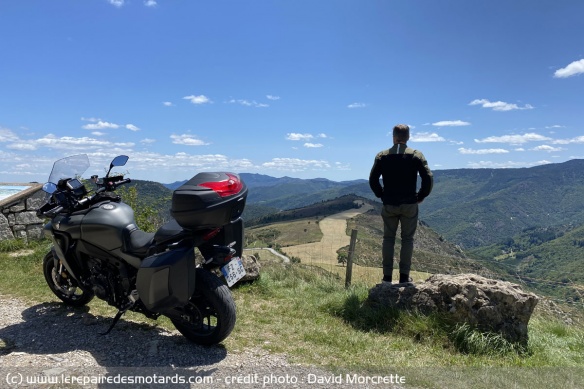 Magnifique panorama sur la route de la corniche