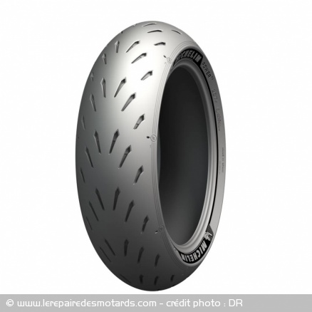 Michelin Power RS: le nouveau né de Bibendum affiche de grandes ambitions sur sol sec