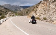 Les routes sinueuses de la Costa Blanca espagnole
