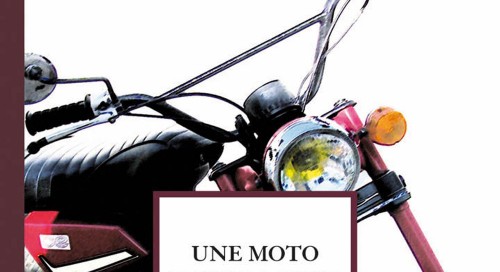  Une moto dans la nuit