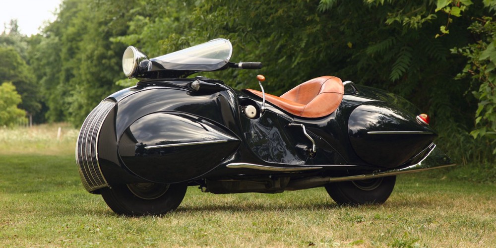 Henderson Streamliner Art Dco