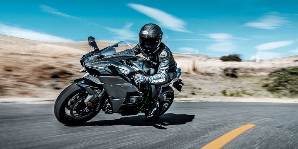 Top 10 des motos de srie les plus puissantes