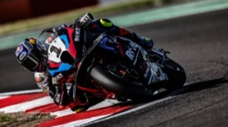 Retour en images sur le tripl de Toprak Razgatlioglu  Donington Park lors de la manche du Royaume-Uni du WorldSBK 