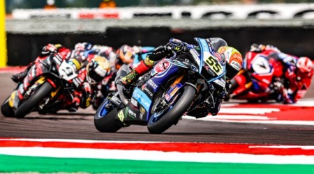 Retour en images sur le triplé de Nicolo Bulega et le festival de chutes lors du WorldSBK d'Italie sur le Cremona Circuit 
