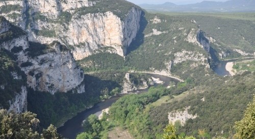 Balade du plateau des Gras en Ardèche. Vallée de l'Ibie et Belvédère de Tourre. 