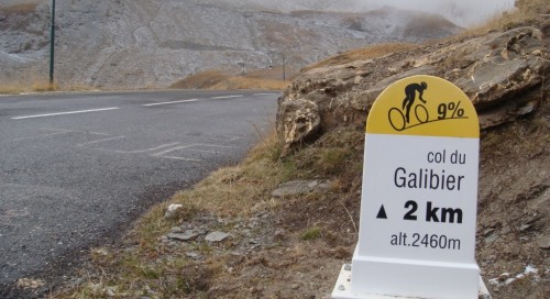 Départ de Sospel direction Briançon pour y passer la nuit et finir à Annecy. Au programme du virolo et des paysages superbes ! Col de Liseran, du Galibier, de l'Izoard etc... Que du bon ! 