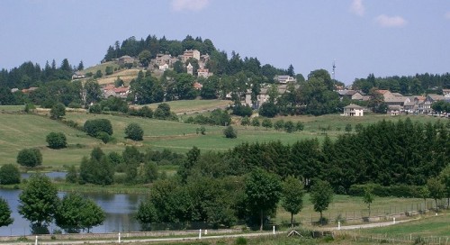 Au départ du Pouzin, en passant par Saint Agrève (07), le Chambon sur Lignon (43) Bourg Argental (42) et Tournon (07) : 233 km de paysages très variés. Beaucoup de possibilités pour raccourcir le circuit 
