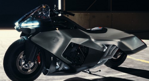 BMW Motorrad présente la Vision K18, un concept bike à moteur six cylindres de 1.800 cm3 qui évoque le futur de la plateforme routière du constructeur