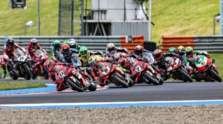 Retour sur les plus belles photos du WorldSBK de République tchèque marqué les succès de Nicolo Bulega et de Valentin Debise sur l'Autodrom Most