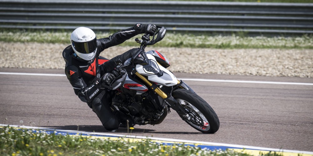 Essai Ducati Hypermotard V2 SP