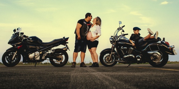 Les motards qui poussent (c) photo : Jonathan Borba