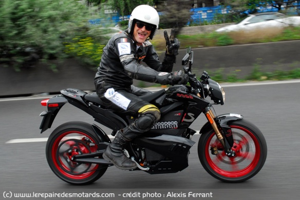 Radio Scoopie : le salut motard