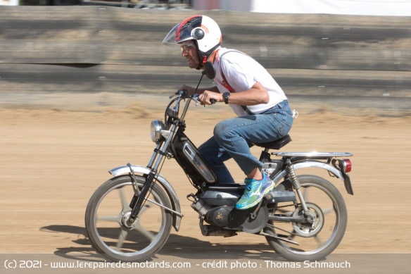 La Peugeot 103 reste sans doute la plus célèbre des mobs La Peugeot 103 reste sans doute la plus célèbre des mobs