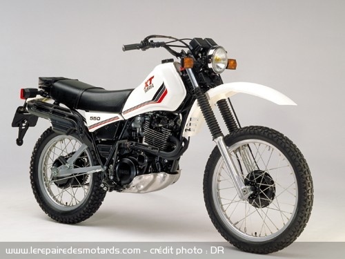 Définition : trail, ici Yamaha 550 XT