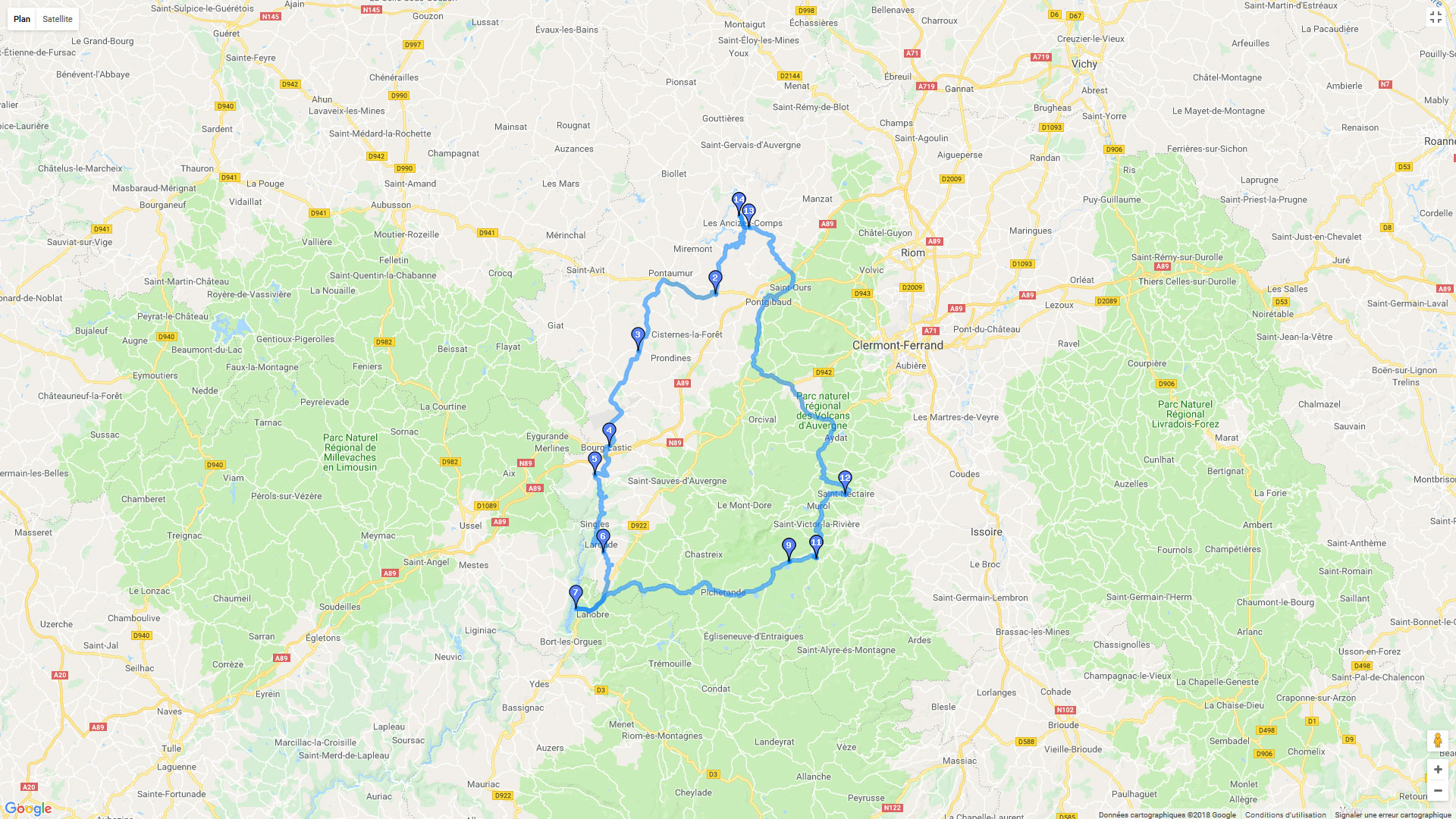 Pour zoomer sur la carte et avoir plus de détails, connectez-vous ! Carte roadbook Château de Val et lac Pavin
