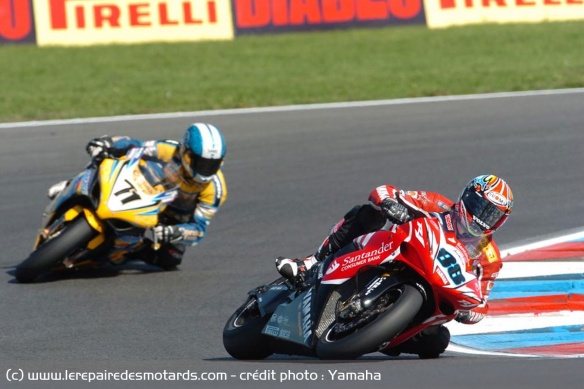 Andrew Pitt avec Yamaha en 2006 Andrew Pitt avec Yamaha en 2006
