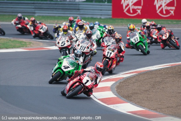 Foggy décroche son 4e titre WSBK en 1999