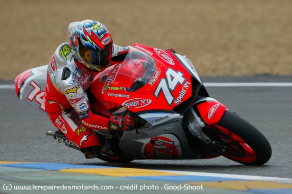 Pour son arrivée en MotoGP, Kato débute avec la NSR500 
