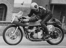 Geoff Duke en 1955