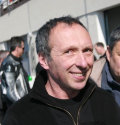 Pilote de légende : Guy Bertin (photo : Hugues MALLET)