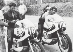 Phil Read et Bill Ivy en 1968 (photo : Yamaha)