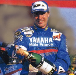 Stéphane Peterhansel sort le champagne en 1995