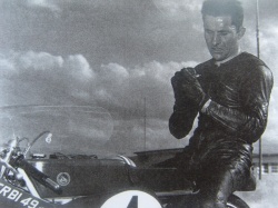Pilote de légende : Jacques Roca (photo : DR)