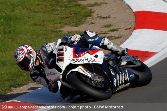 Xaus au guidon de la nouvelle BMW S 1000 RR en WSBK Xaus au guidon de la nouvelle BMW S 1000 RR en WSBK
