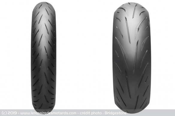 Bridgestone Battlax Hypersport S22 avant et arrière