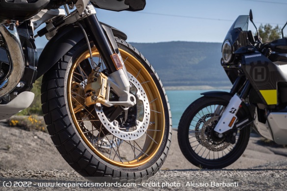 Essai des pneus Bridgestone Battlax Adventure Trail AT41