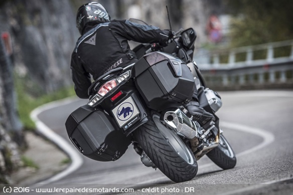 Pneu Metzeler Roadtec 01 sur BMW RT