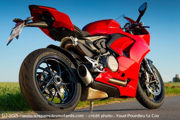 Nous avons pu tester le DRIV sur la Ducati SuperSport 950 S