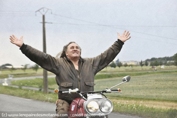 Depardieu sur la Munch, héros du film Mammuth. Comme toutes les réalisations du duo Delépine/Kerven, une vraie pépite... 