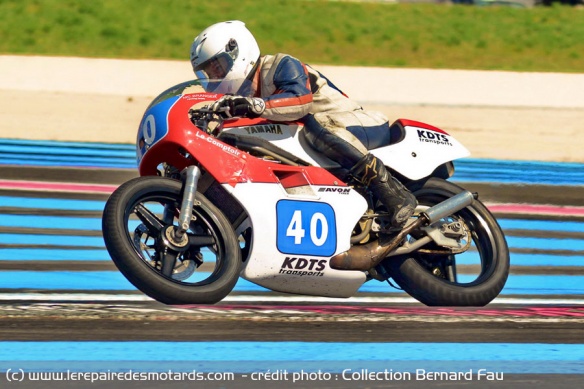 Sur sa 350 Yamaha, en VMA et ICGP, Bernard chasse encore et toujours la victoire...