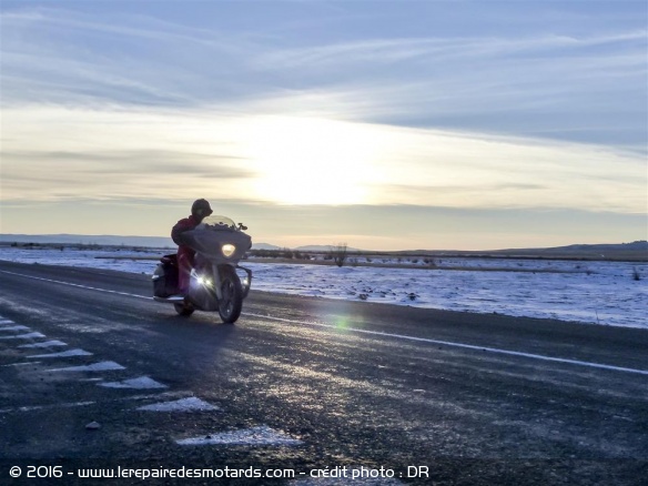 Grizzly : sur la route du tour du monde en 100 jours